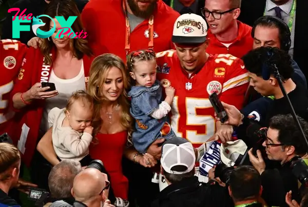 Patrick and Brittany Mahomes with their kids at the 2024 Super Bowl.