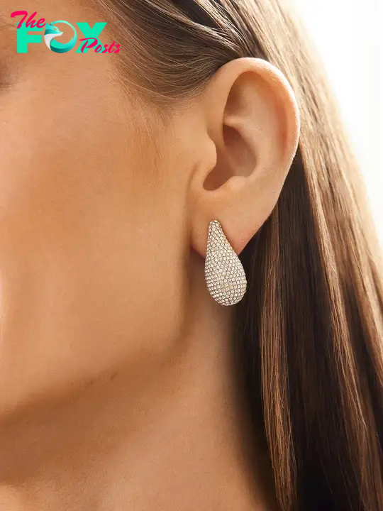 Pavé drop earrings