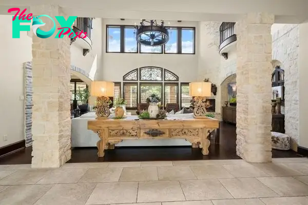 2. 875 million spring home delight the epitome of entertainment and luxury 7