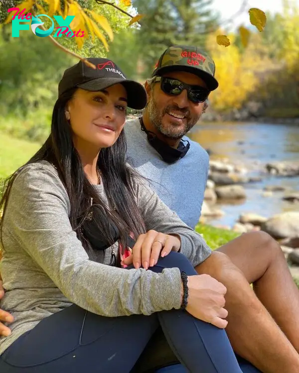 Mauricio Umansky and Kyle Richards