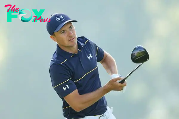 LOUISVILLE, KENTUCKY - MAY 16: Jordan Spieth of the United States follows his shot from the 12th tee during the first round of the 2024 PGA Championship at Valhalla Golf Club on May 16, 2024 in Louisville, Kentucky.   Andrew Redington/Getty Images/AFP (Photo by Andrew Redington / GETTY IMAGES NORTH AMERICA / Getty Images via AFP)