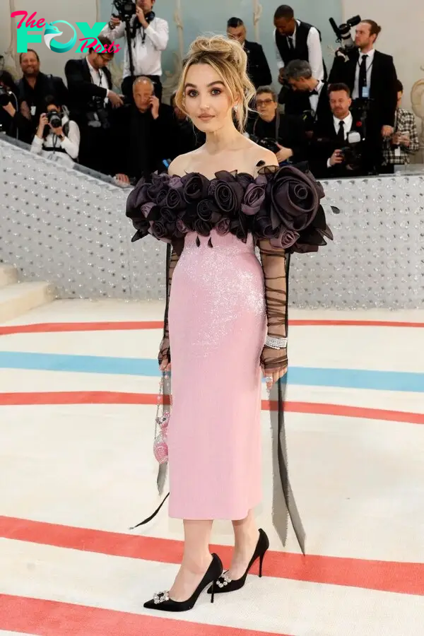 Chloe Fineman at the 2023 Met Gala 