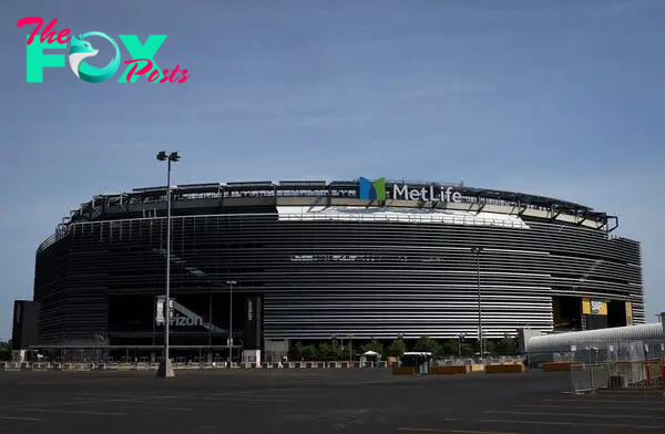 MetLife Stadium is the home of the Giants.