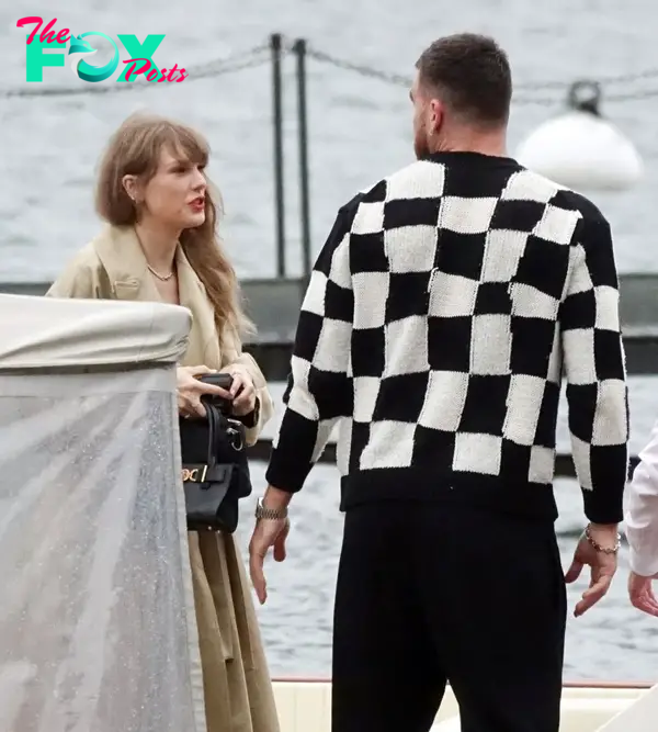 Taylor Swift and Travis Kelce on a date in Lake Como