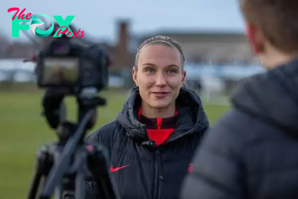 BIRKENHEAD, ENGLAND - Wednesday, February 8, 2023: Liverpool's Emma Koivisto during a promotional event in partnership with Vista at the Solar Campus. (Pic by David Rawcliffe/Propaganda)