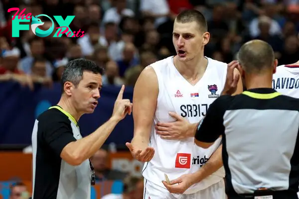 Nikola Jokic of Serbia (R) discusses with referee during the FIBA EuroBasket 2022 group stage match between Serbia and Poland in Prague, Czech Republic, 08 September 2022.