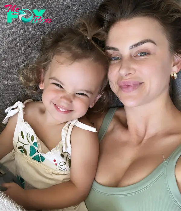 Lala Kent and daughter