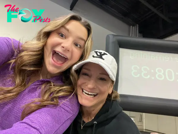 A selfie of Mary Lou Retton with her daughter