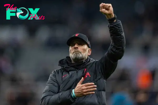 NEWCASTLE-UPON-TYNE, ENGLAND - Saturday, February 18, 2023: Liverpool's manager Jürgen Klopp celebrates after the FA Premier League match between Newcastle United FC and Liverpool FC at St. James' Park. Liverpool won 2-0. (Pic by David Rawcliffe/Propaganda)