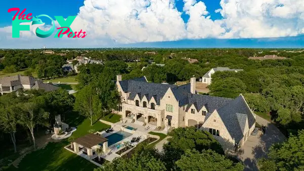 Stunning french inspired estate spanning 2 acres in the landing gated community listed for 7995000 40