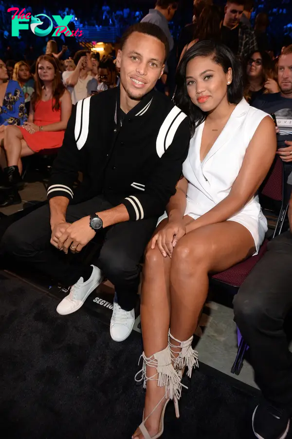 Ayesha Curry and Steph Curry at 2015 Teen Choice Awards