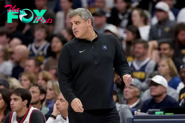 Head coach Chris Finch of the Minnesota Timberwolves