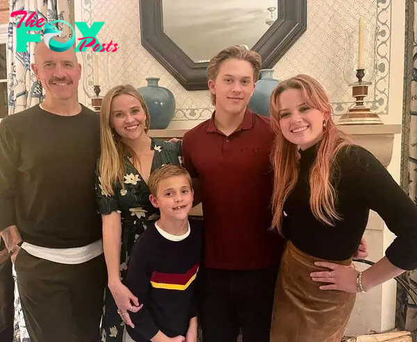 Jim Toth, Reese Witherspoon and her kids