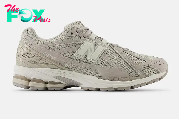 New Balance 1906R Sneakers