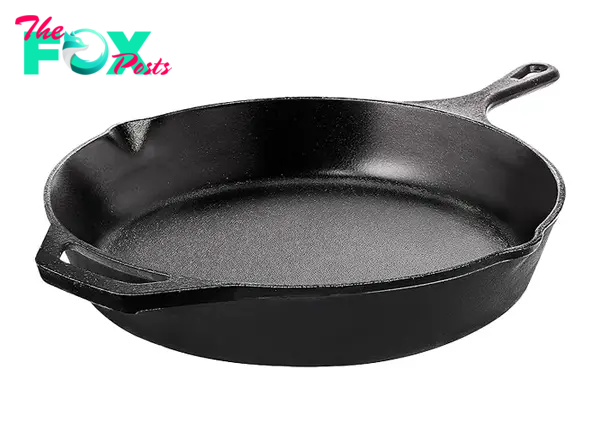 cast iron skillet