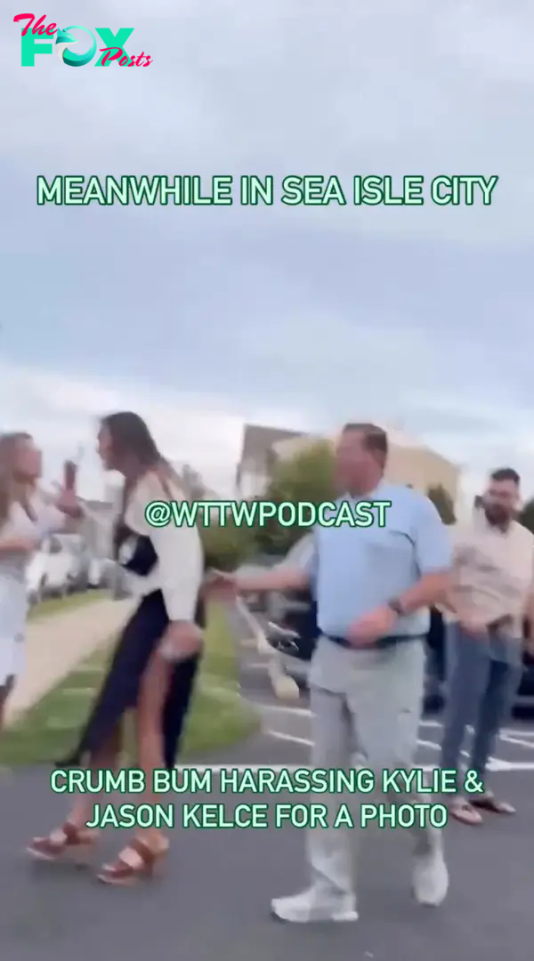 Kylie Kelce yelling at fan