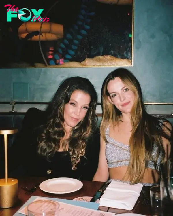 Lisa Marie Presley smiles with daughter Riley Keough.