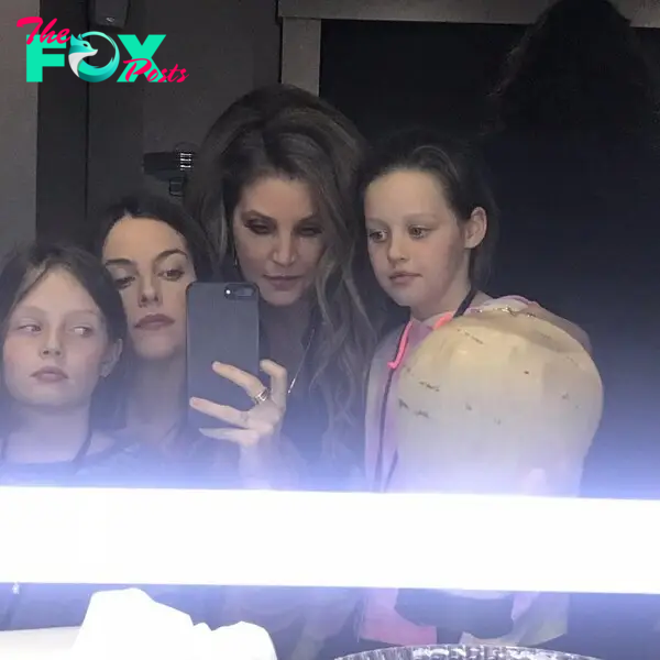 Riley Keough takes a selfie with Lisa Marie Presley, Harper and Finley Lockwood.