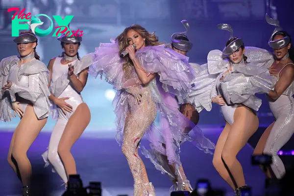 Jennifer Lopez performing