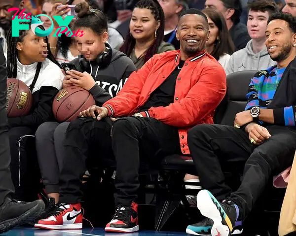 Jamie Foxx seguidor de los Dallas Mavericks. 