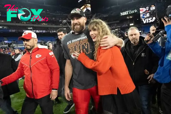 Taylor Swift with Travis Kelce