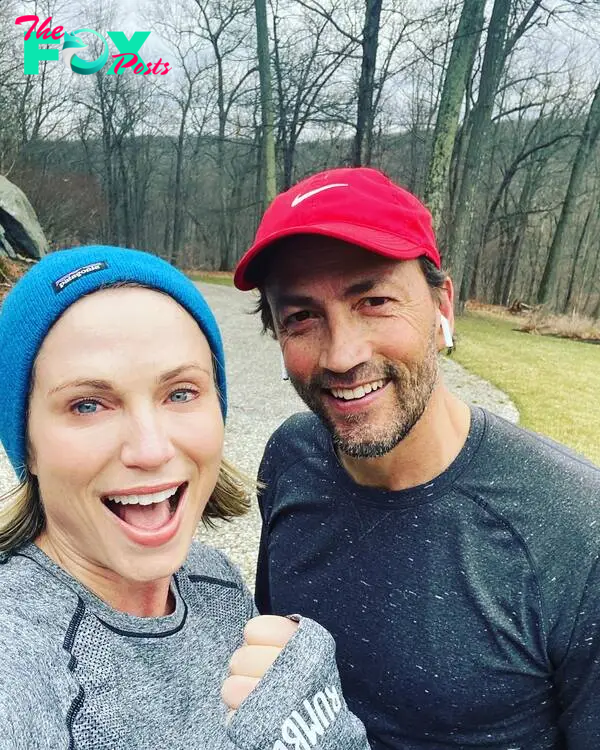 A selfie of Amy Robach and Andrew Shue