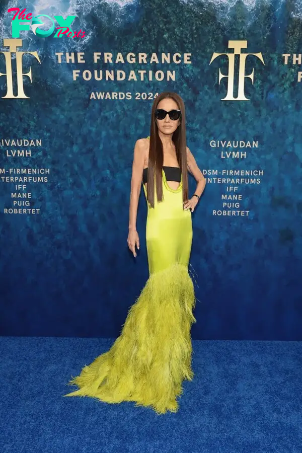 Vera Wang wearing a neon dress at the 2024 Fragrance Foundation Awards