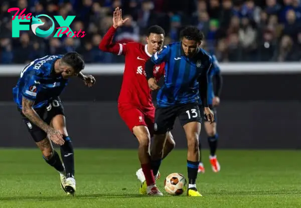 BERGAMO, ITALY - Thursday, April 18, 2024: Liverpool's Trent Alexander-Arnold (L) challenges Atalanta's Éderson José dos Santos Lourenço da Silva during the UEFA Europa League Quarter-Final 2nd Leg match between BC Atalanta and Liverpool FC at the Stadio Atleti Azzurri d'Italia. Liverpool won 1-0 but Atalanta progress 3-1 on aggregate.  (Photo by David Rawcliffe/Propaganda)