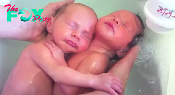 Moving Video Of Newborn Twins Clinging To Each Other - DoYou