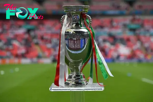 El trofeo de la Eurocopa: la Copa Henri Delaunay.