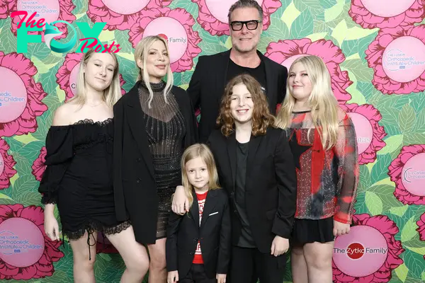 Tori Spelling and her kids