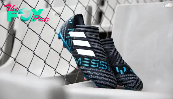 Take a look at the soccer shoes that go with the names of Argentine stars