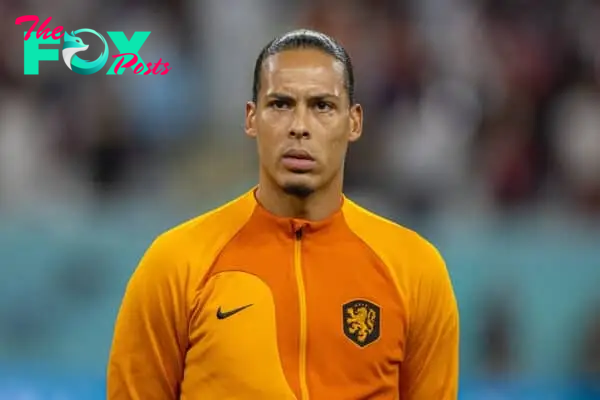 DOHA, QATAR - Saturday, December 3, 2022: Netherlands and Liverpool captain Virgil van Dijk lines-up before the FIFA World Cup Qatar 2022 Round of 16 match between Netherlands and USA at the Khalifa International Stadium. Netherlands won 3-1. (Pic by David Rawcliffe/Propaganda)