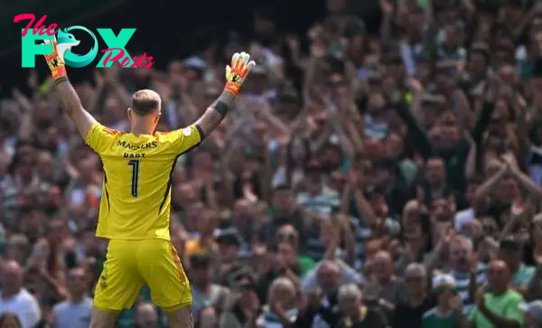 Celtic goalkeeper Joe Hart shows his appreciation to the fans after the Cinch Scottish Premiership match between Celtic FC v St Mirren at Celtic Pa...