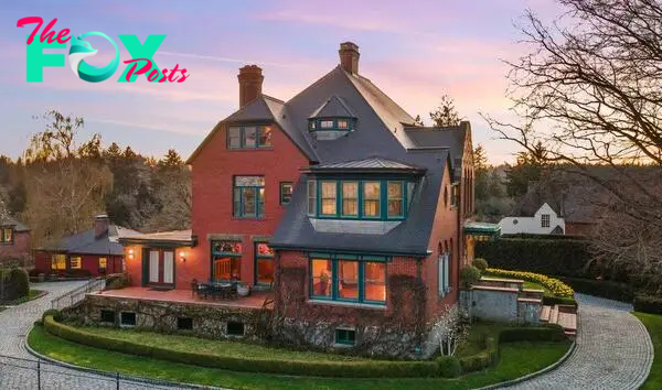 1887 Markle-Pittock House in Portland! : r/Oldhouses