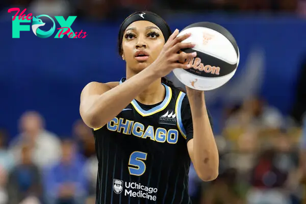 WNBA: New York Liberty at Chicago Sky