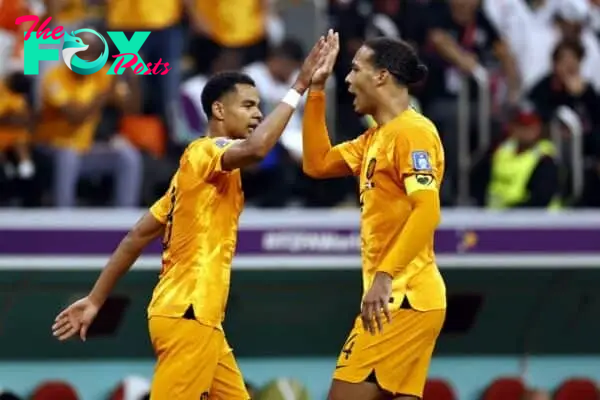 Cody Gakpo of Holland, Virgil van Dijk of Holland celebrate the 1-0 during the FIFA World Cup Qatar 2022 group A match between the Netherlands and Qatar at Al Bayt Stadium on November 29, 2022 in Al Khor, Qatar. ANP MAURICE VAN STONE Credit: ANP/Alamy Live News
