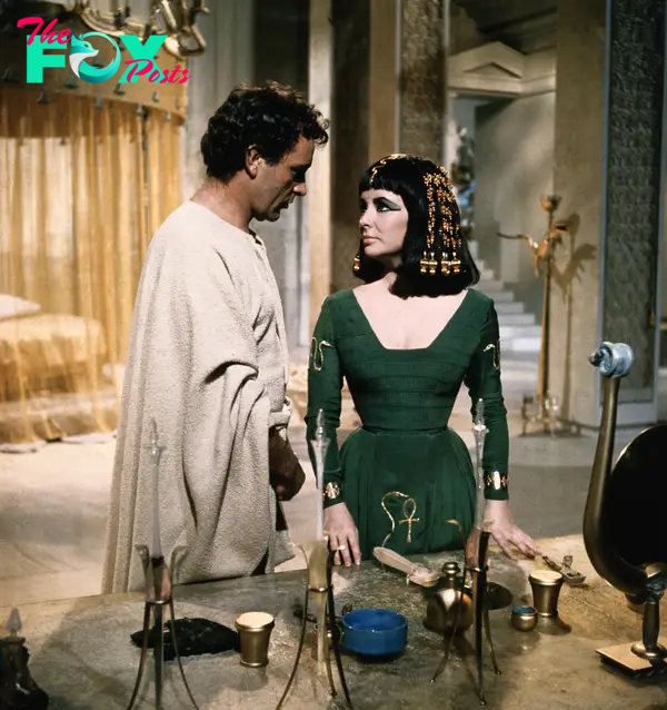 Richard Burton and Liz Taylor in "Cleopatra."