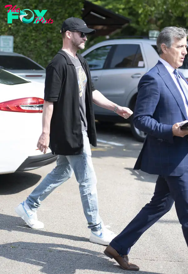 Justin Timberlake with lawyer