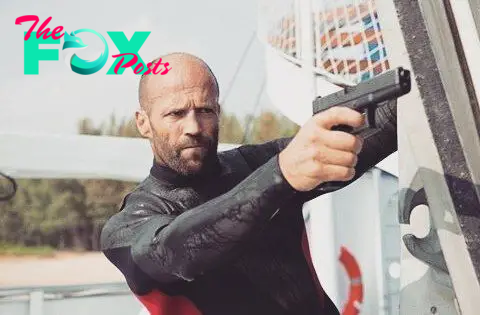 Jason Statham in Mechanic Resurrection ♥ | Jason statham, Jason statham  body, Jason stathman