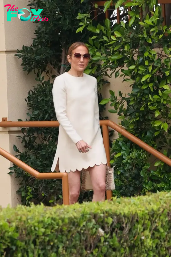 Jennifer Lopez walking