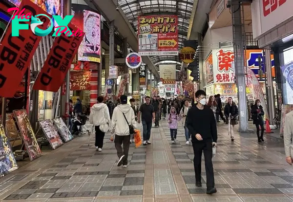 Shinsaibashi-Suji Street