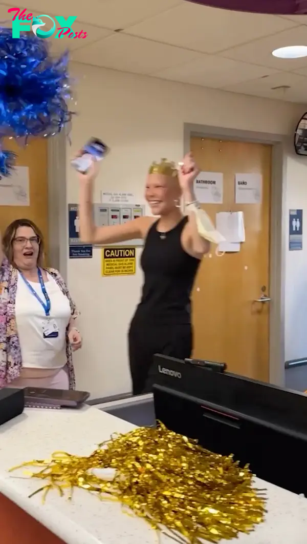 Isabella Strahan cheering.