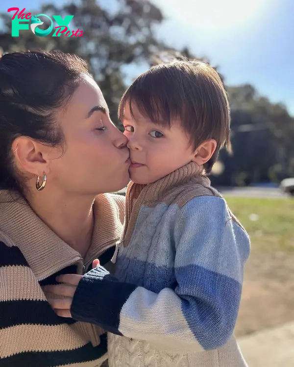 Jenna Dewan and son