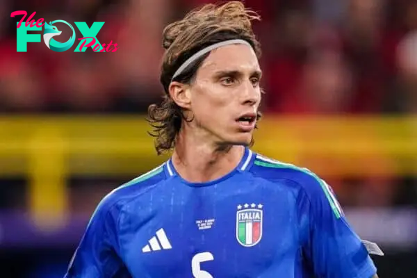 2XCA333 Dortmund, Germany. 15th June 2024. DORTMUND, GERMANY - JUNE 15: Riccardo Calafiori of Italy looks up during the Group B - UEFA EURO 2024 match between Italy and Albania at Signal Iduna Park on June 15, 2024 in Dortmund, Germany. (Photo by Joris Verwijst/BSR Agency) Credit: BSR Agency/Alamy Live News Credit: BSR Agency/Alamy Live News