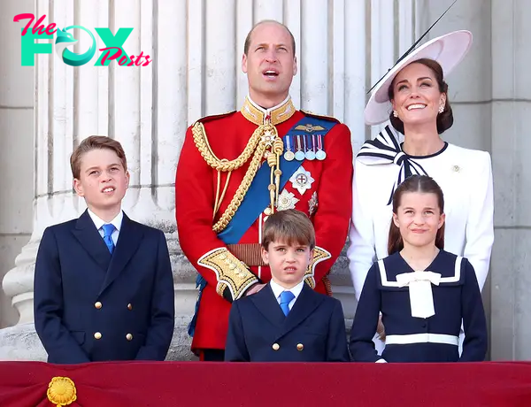 Prince William, Kate Middleton, Prince George, Prince Louis. Princess Charlotte