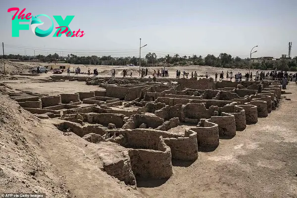 The sand was removed to reveal a stunning city still intact close to modern day Luxor. Famed Egyptologist Zahi Hawass announced the discovery of the "lost golden city", saying the site was uncovered near Luxor, home of the legendary Valley of the Kings.