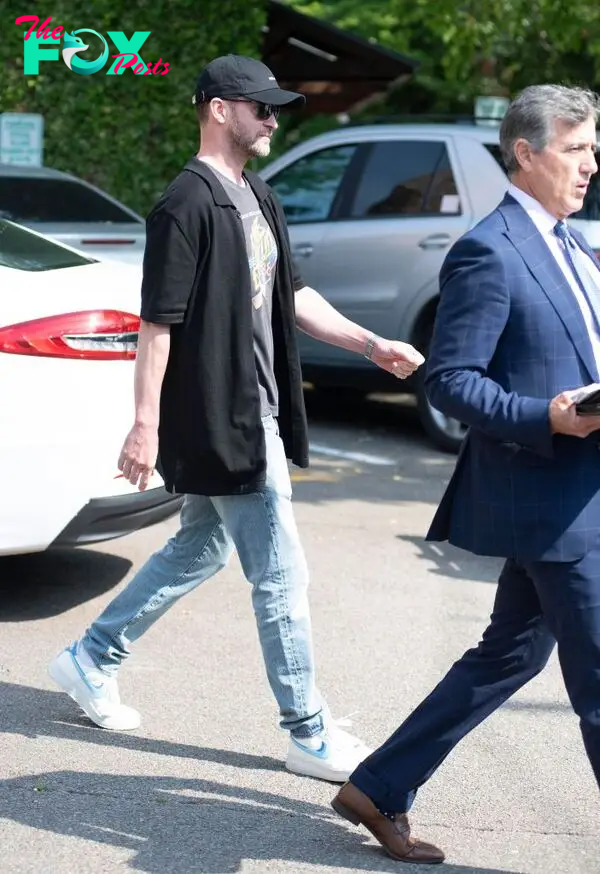 Justin Timberlake leaving prison in New York