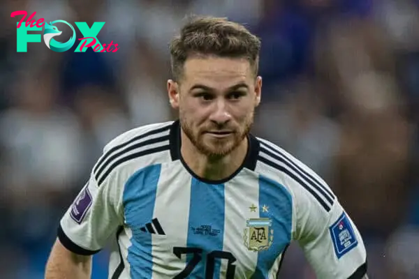 DOHA, QATAR - Saturday, November 26, 2022: Argentina's Alexis Mac Allister during the FIFA World Cup Qatar 2022 Group C match between Argentina and Mexico at the Lusail Stadium. Argentina won 2-0. (Pic by David Rawcliffe/Propaganda)