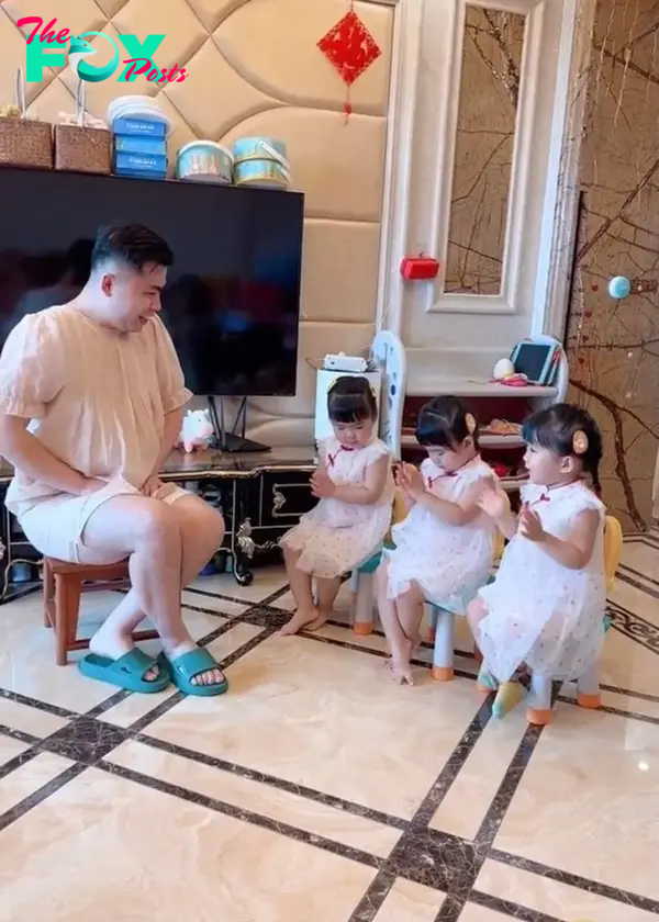 Father teaches 3 daughters how to sit like a princess - Photo 6.